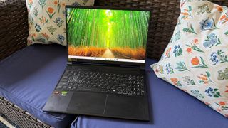 Acer Nitro V 16S AI