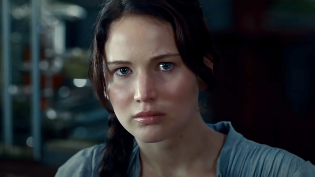 Jennifer Lawrence Calls Her Previous Public Persona 'So Embarrassing' Says Ariana Grande Got It Spot-On During SNL