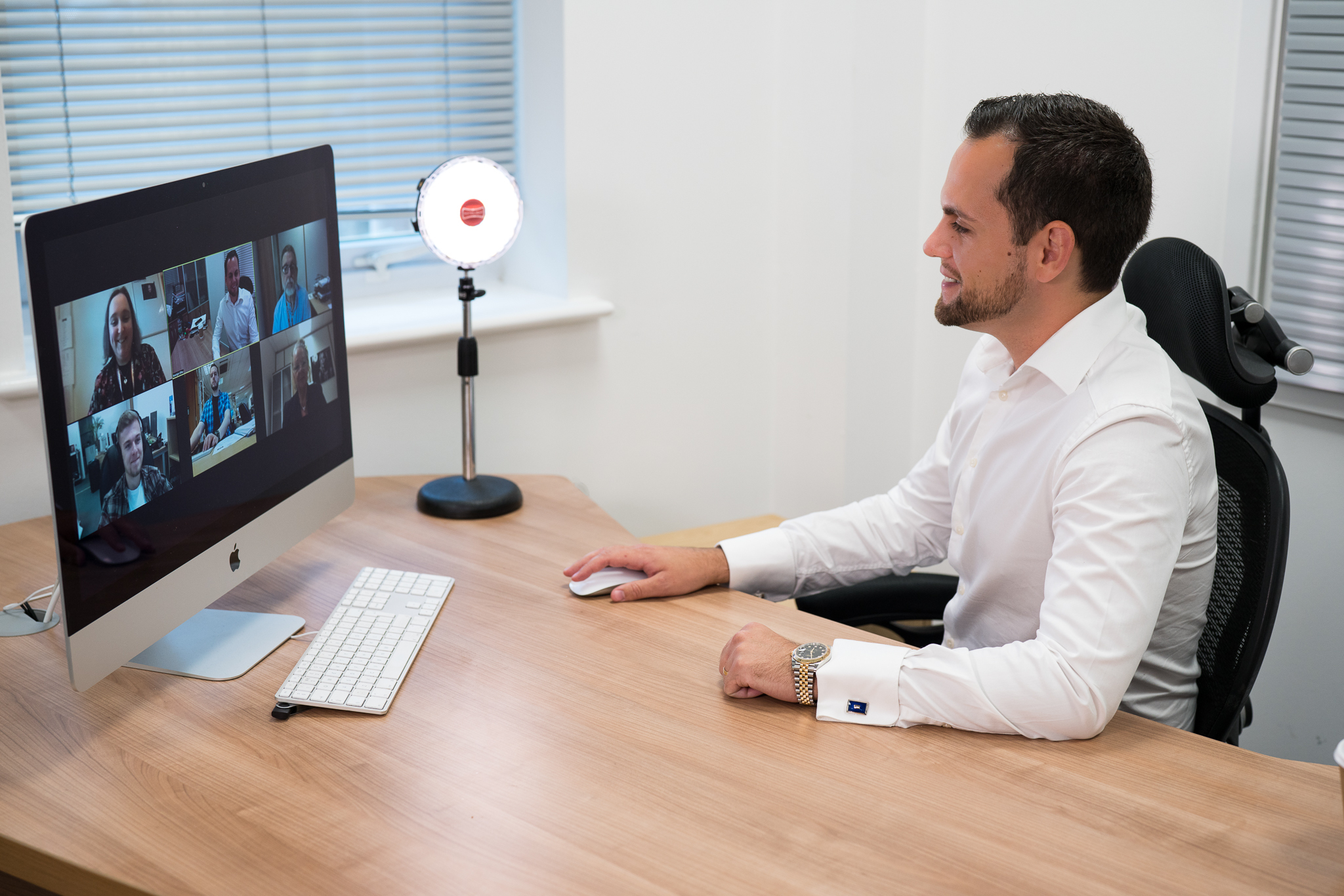 desk lamp for video conferencing