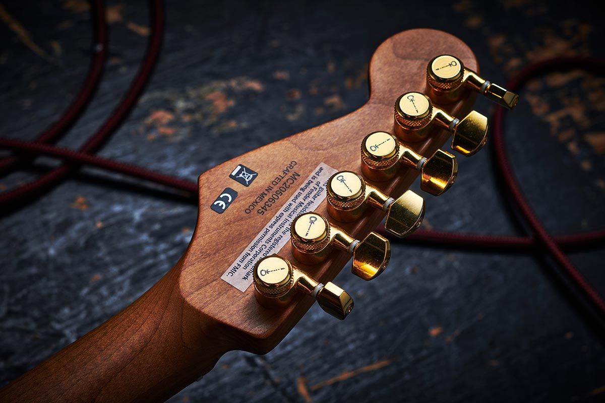 Charvel Pro-Mod DK24 HSH 2PT CM Mahogany Natural