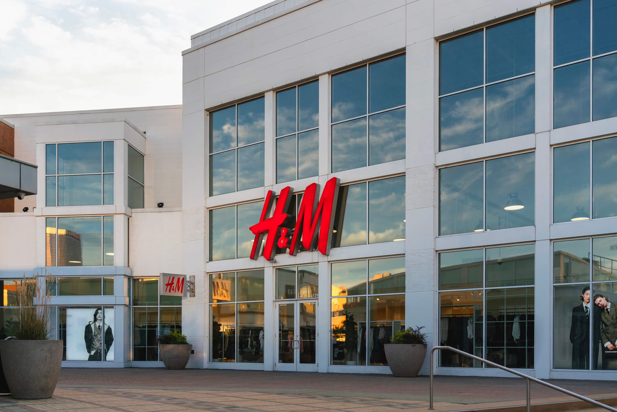 The outside of an H&amp;amp;M store