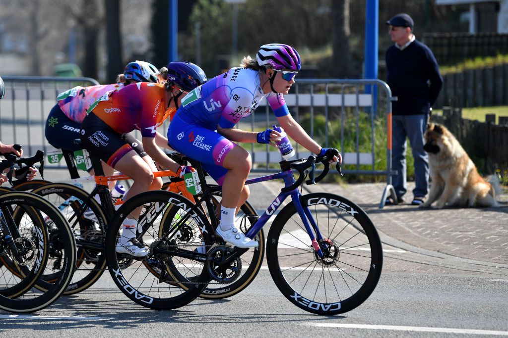 DE PANNE BELGIUM MARCH 24 Georgia Williams of New Zealand and Team BikeExchange Jayco competes during the 5th Exterioo Womens Classic BruggeDe Panne 2022 a 1628km one day race from Brugge to De Panne Exteriooclassic UCIWWT on March 24 2022 in De Panne Belgium Photo by Luc ClaessenGetty Images