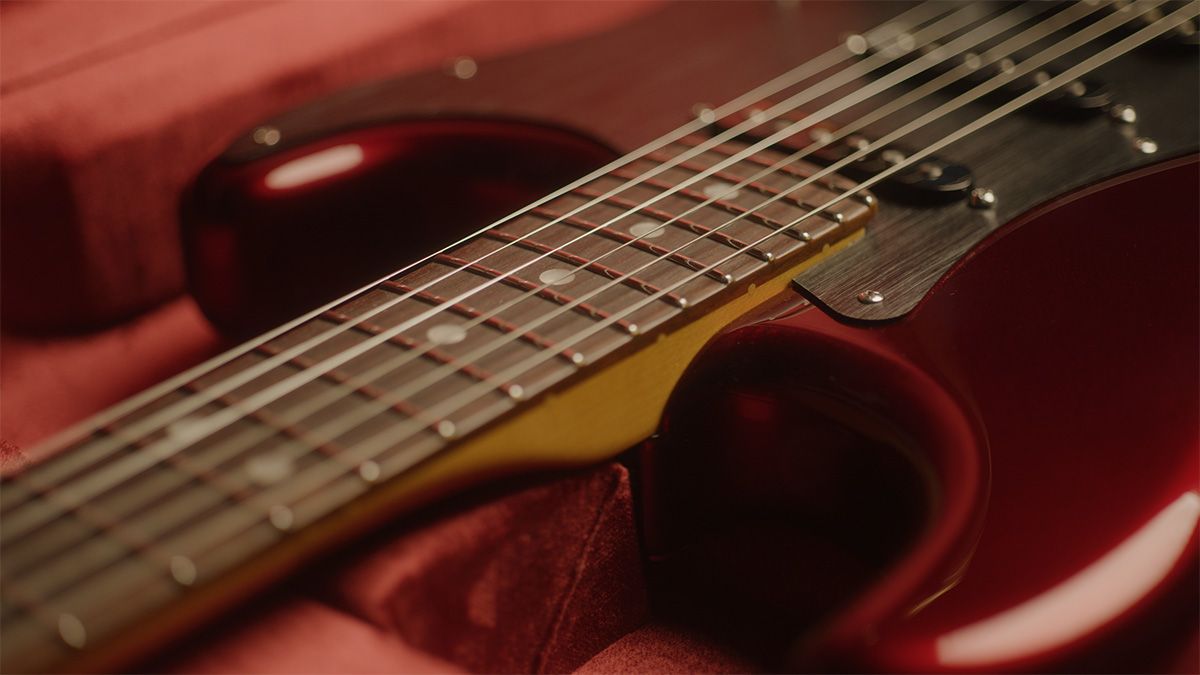 Fender Custom H.E.R Stratocaster