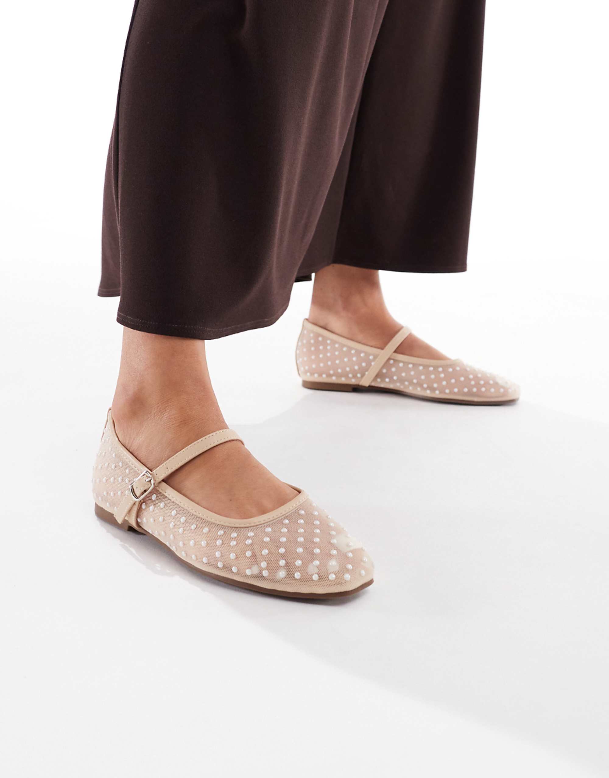 Glamorous Ballerina Flats in Mesh Beige Polkadot