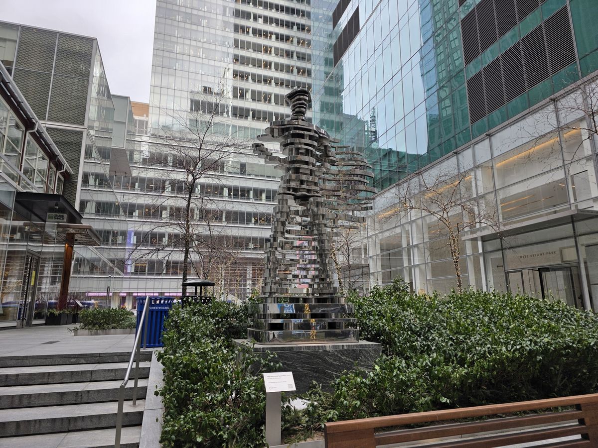 Samsung Galaxy S25 Ultra daytime sample.
