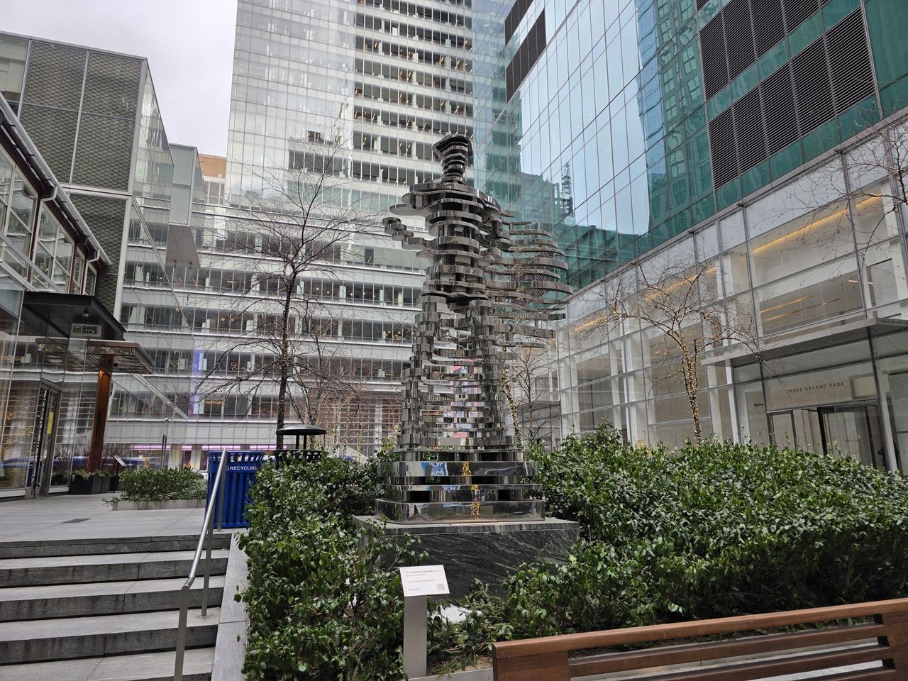 Samsung Galaxy S25 Ultra daytime sample.