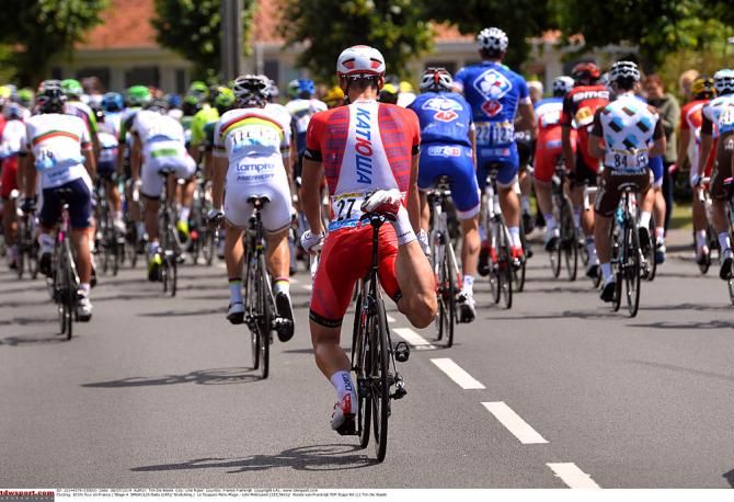 Gatis Smukulis (Katusha) stretching during stage 4