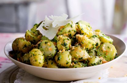 Pesto potato salad