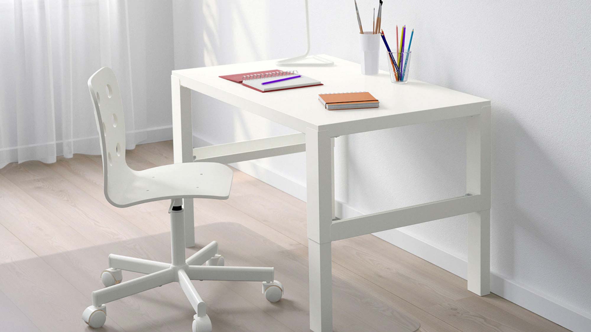 The best desks: IKEA Pahl Desk