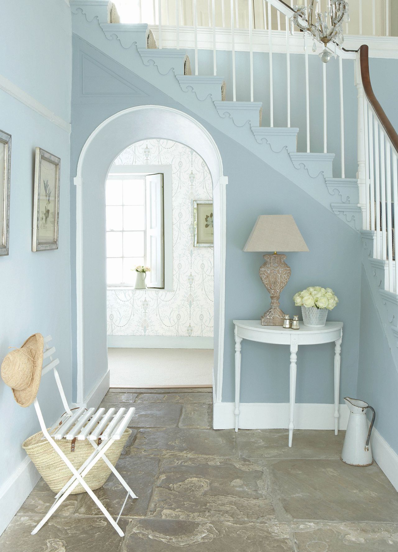 Hallway paint ideas: 32 simple ways to add color to your space | Real Homes