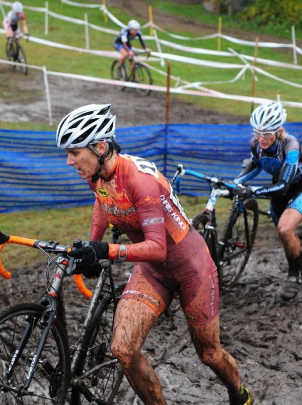 Lyne Bessette (October Factory Racing) running the barriers in 2nd place