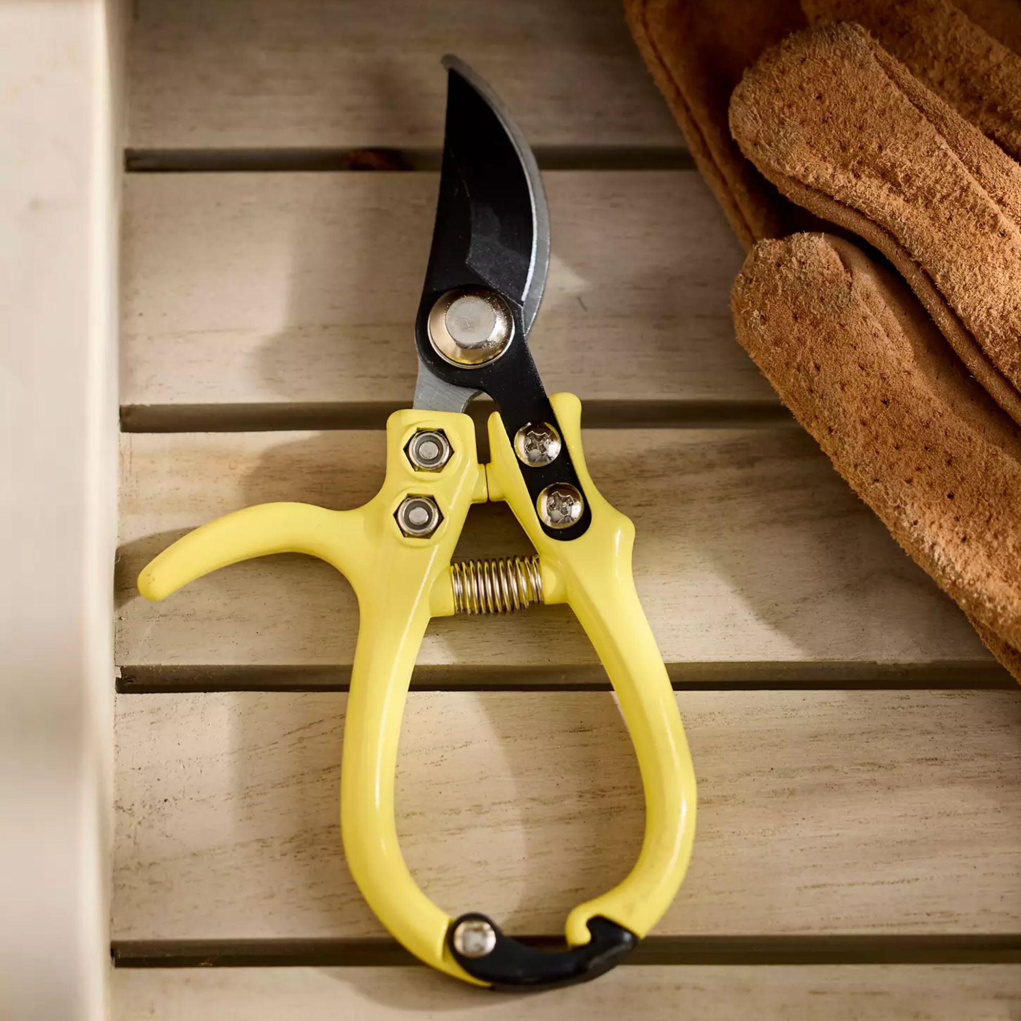 Yellow pruning shears