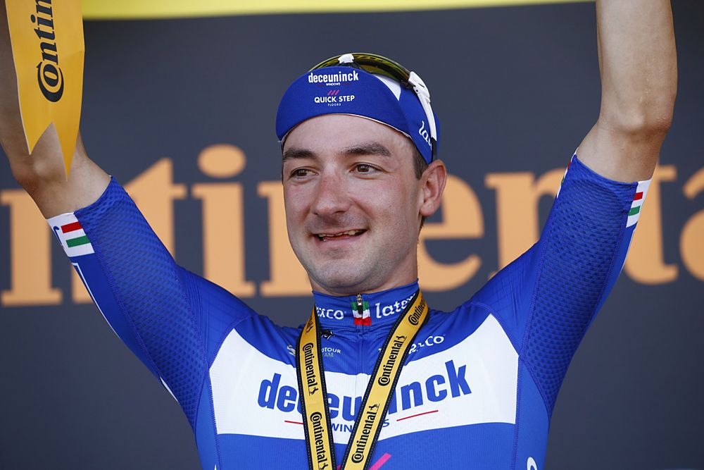 Elia Viviani (Deceuninck-QuickStep) wins stage 4 at the Tour de France