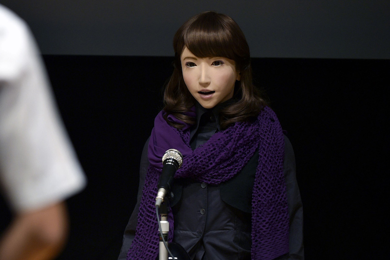 Badekar udgør linned Meet Erica, Japan's Next Robot News Anchor | Live Science