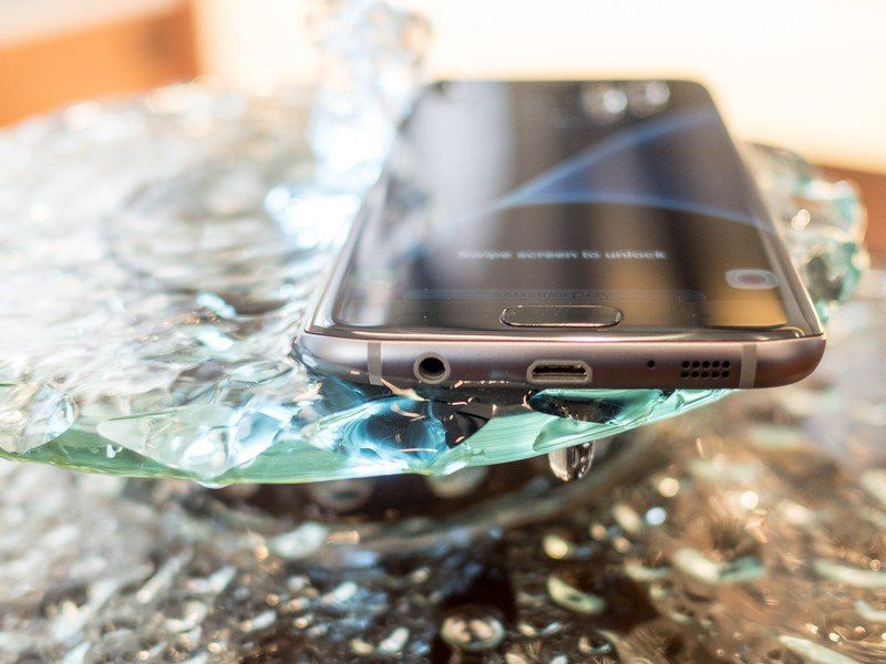 Samsung Galaxy S7 waterproof