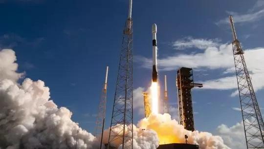 ASTRA 1P satellite being sent into space from Cape Canaveral