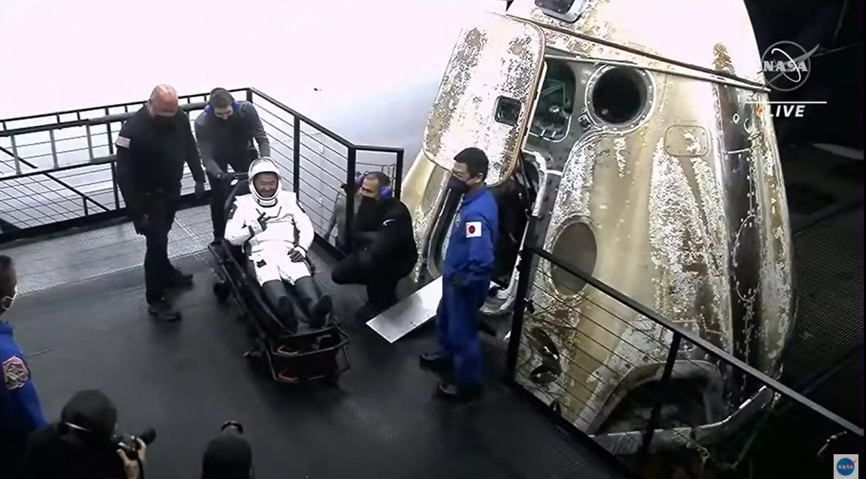 The Crew-2 astronauts are extracted from their Crew Dragon Endeavour capsule after a successful splashdown on Nov. 8, 2021.