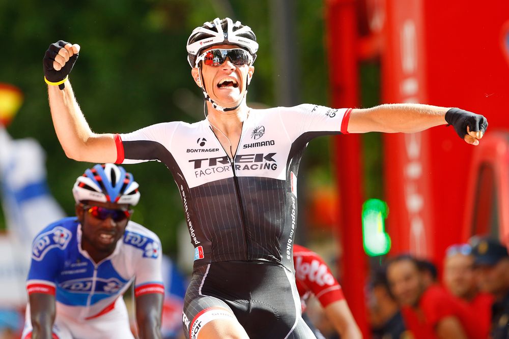 Stuyven wins Vuelta a Espana stage despite fractured scaphoid | Cyclingnews