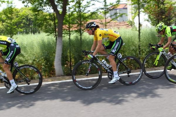 Race leader, Melissa Hoskins (Orica - AIS)