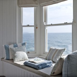 window cushions and cornwall