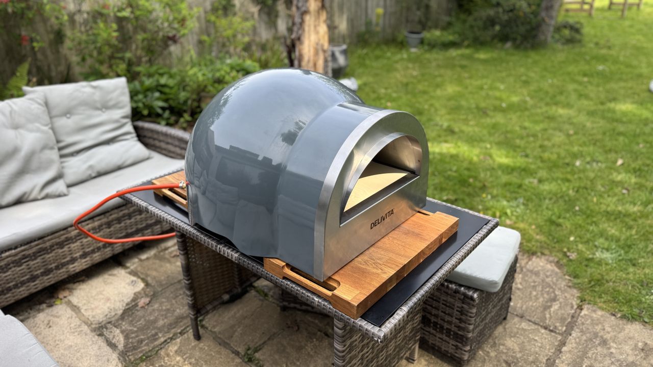Delivita Flow Dual Fuel Pizza Oven