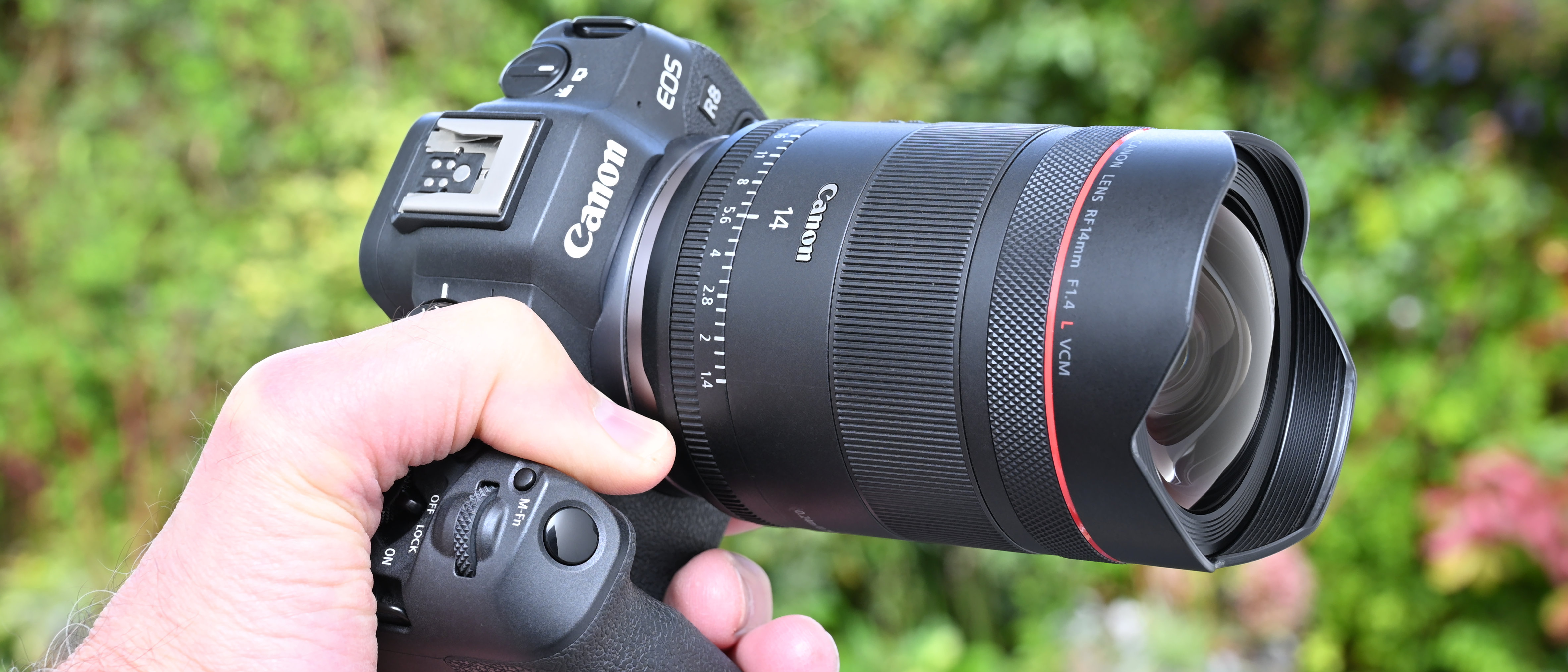 Canon RF 14mm f/1.4L VCM product image