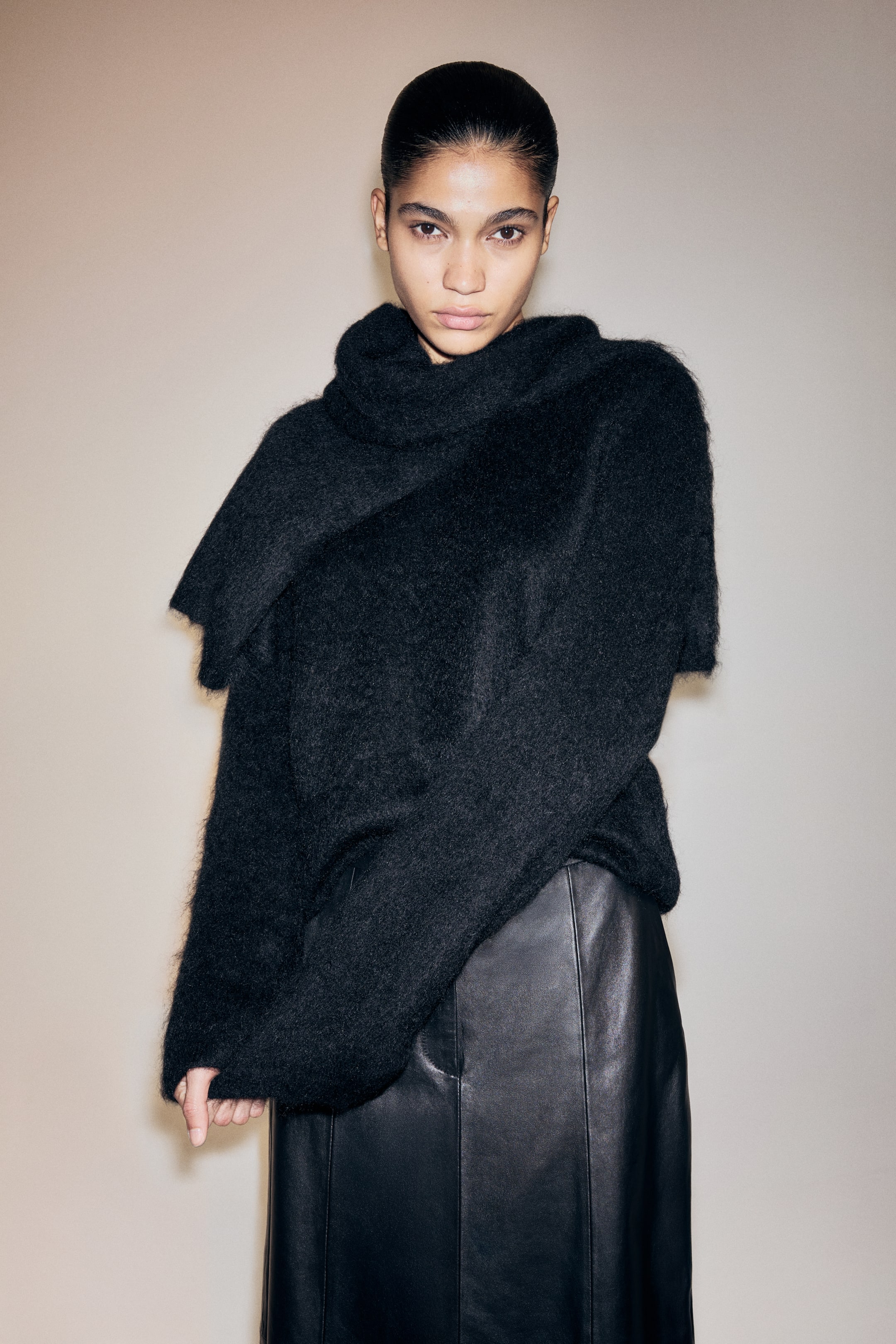 Mohair-Blend Jumper - Black