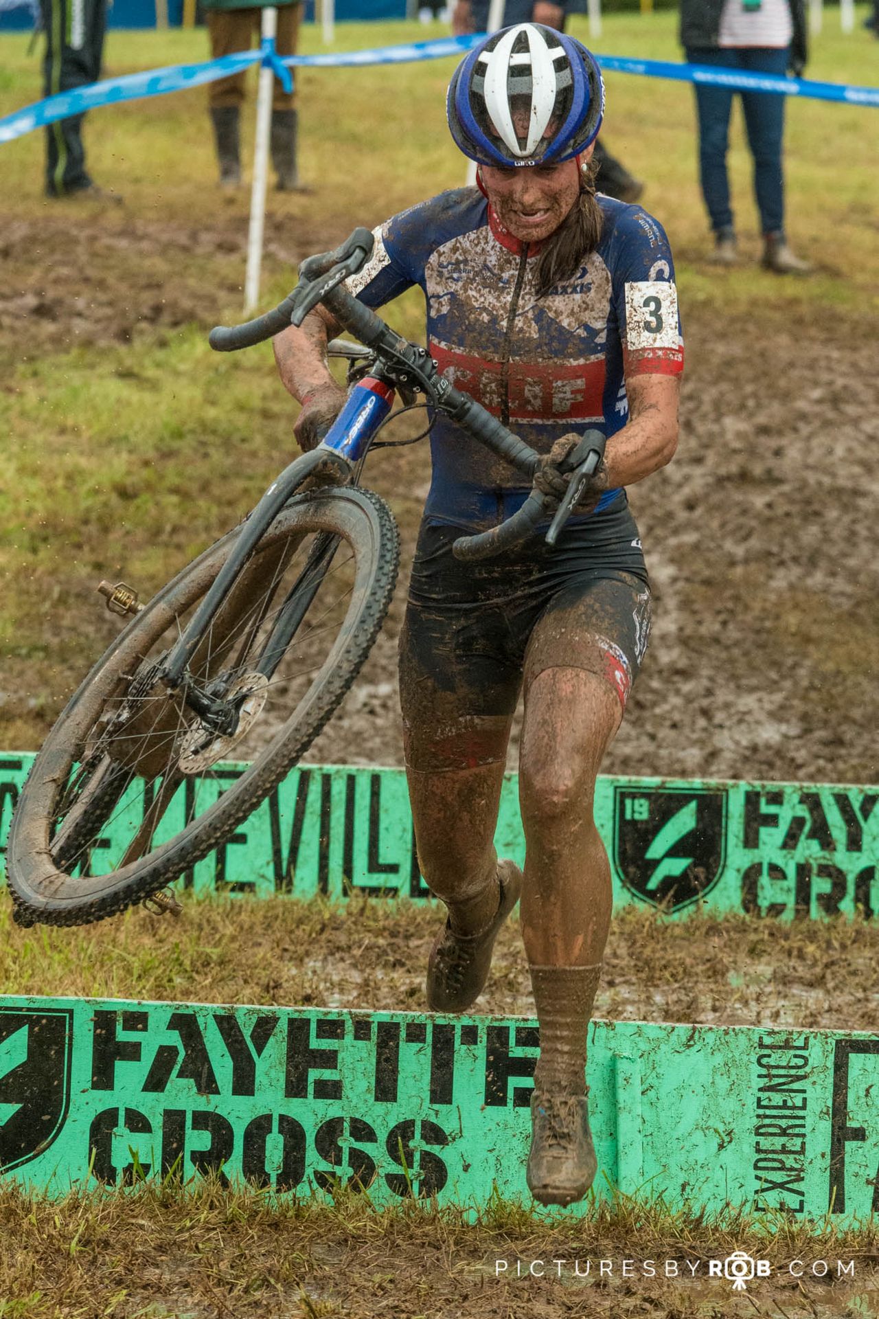Katerina Nash (Clif Pro Team) rounded out the podium in 3rd place