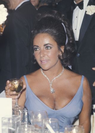 classic makeup elizabeth taylor