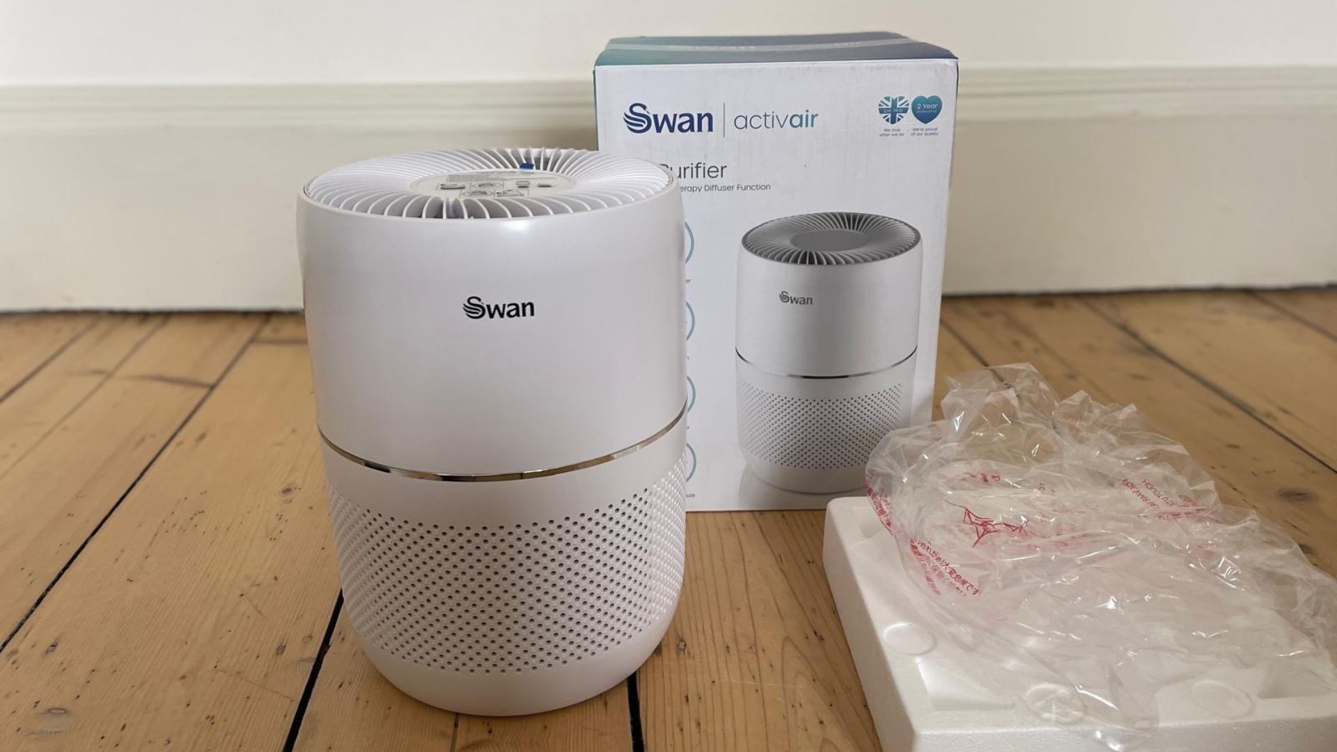 Swan Activair Air Purifier unboxed