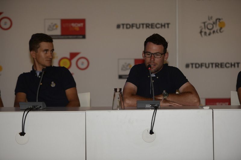 Mark Cavendish answering questions