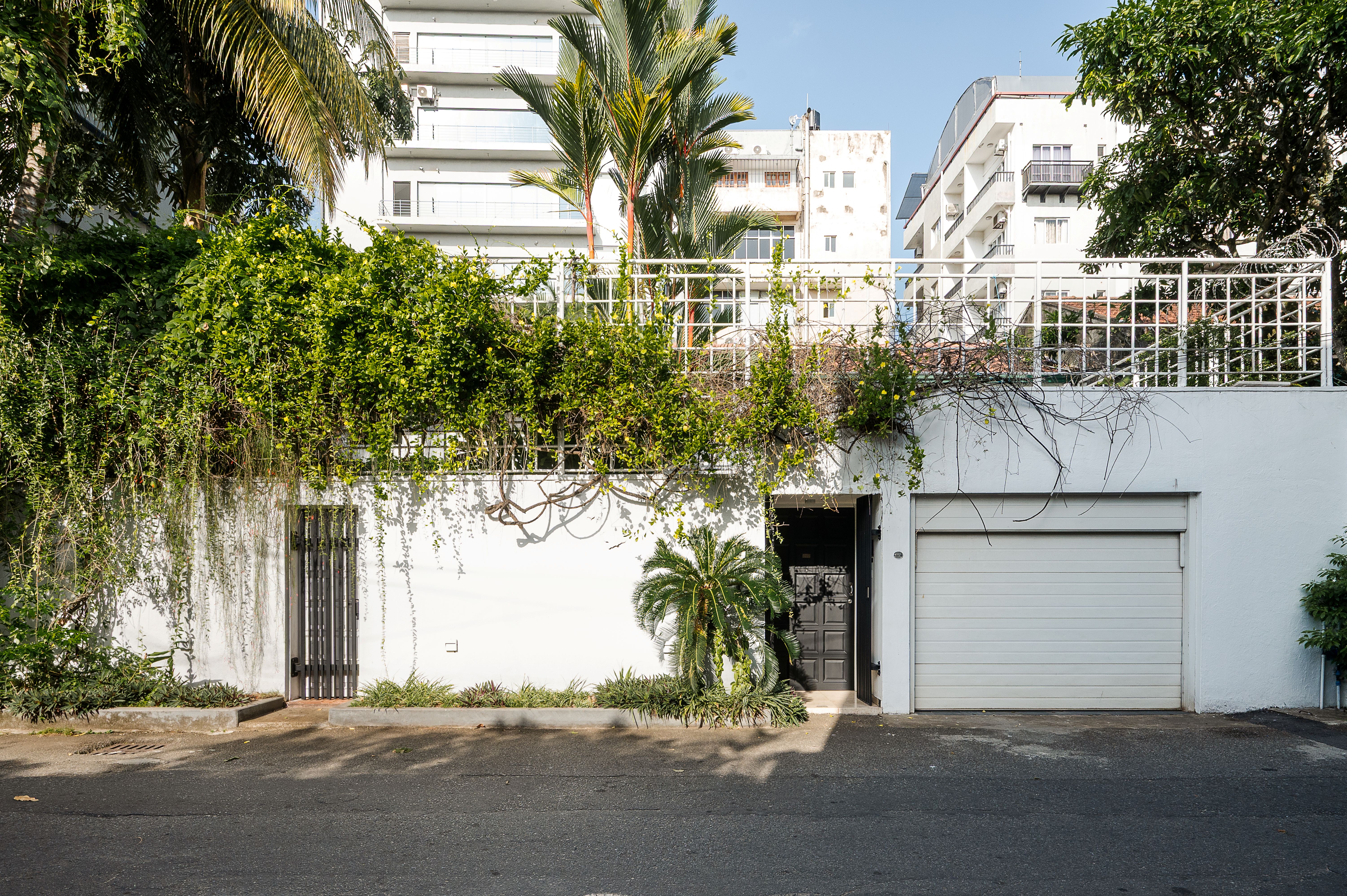 ratnam residence geoffrey bawa review