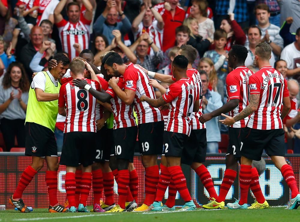 Premier League Southampton 2 QPR 1 FourFourTwo Premier League Southampton 2 QPR 1 FourFourTwo