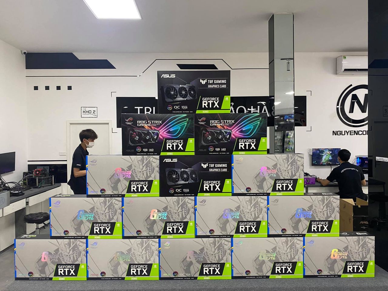 ASUS GUNDAM RTX 3080