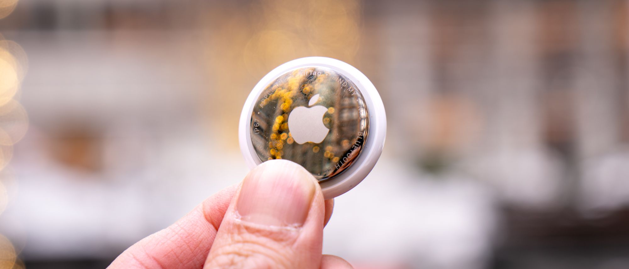 بررسی Apple AirTag 2: عالی به جز یک چیز