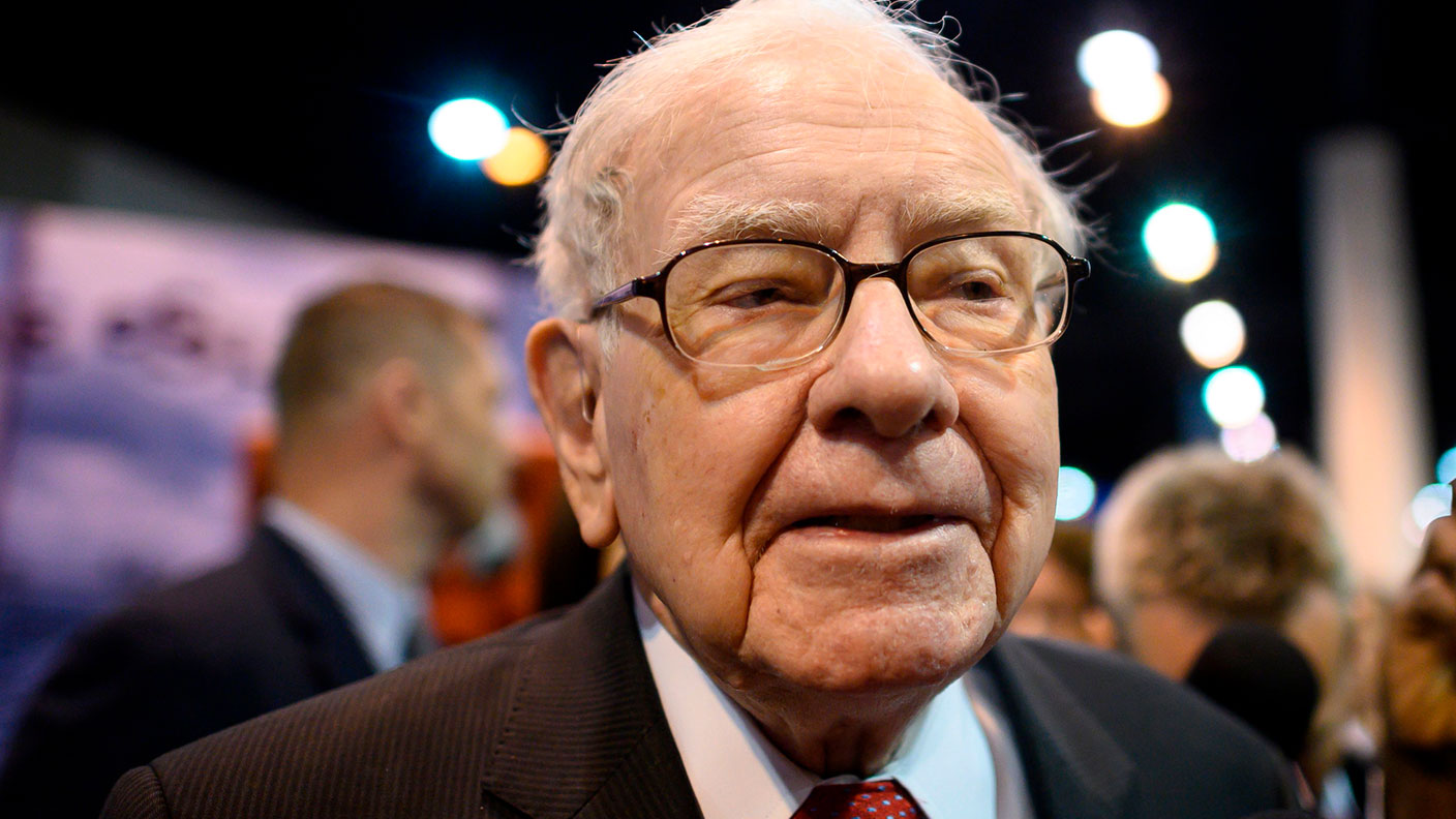 Why Hasnt Warren Buffett Bought Anything Yet Moneyweek