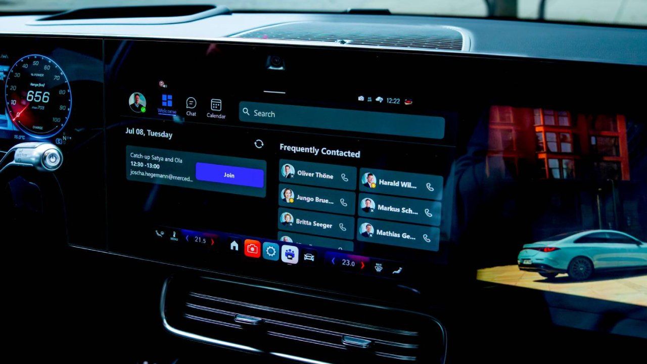 Mercedes just put in a bid for the worst idea ever by enabling you to stream yourself driving during those vital Teams meetings