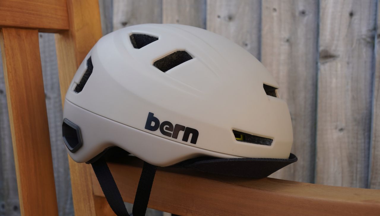 Bern Hudson MIPS helmet