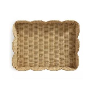 Scallop woven tray