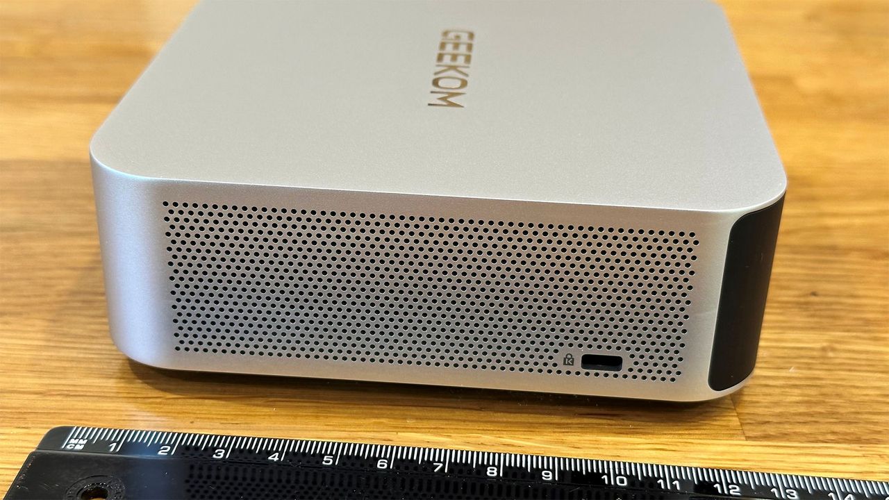 Geekom A9 Max 2026