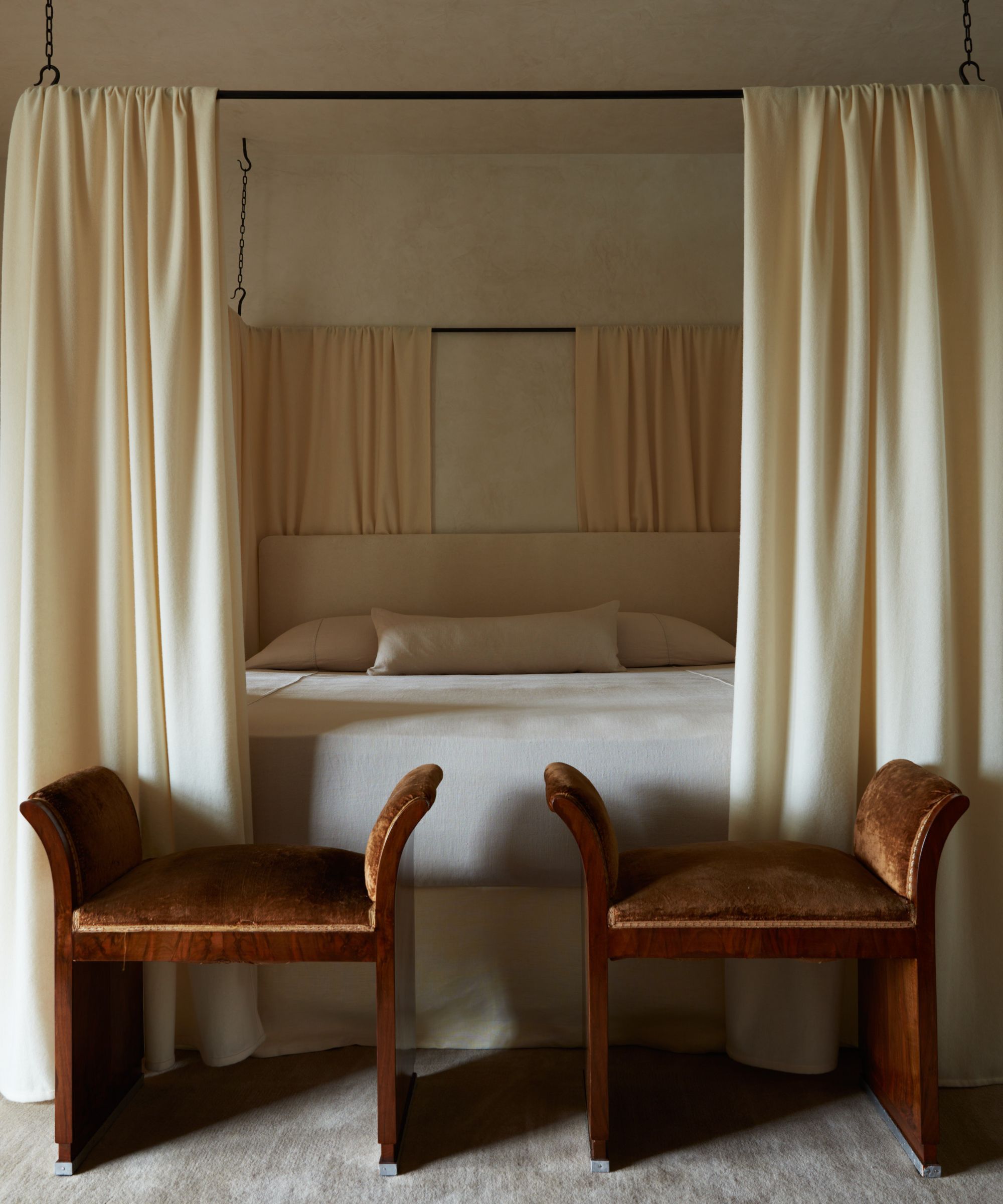 a calm oregon cottage remodeled by designer Molly Kidd