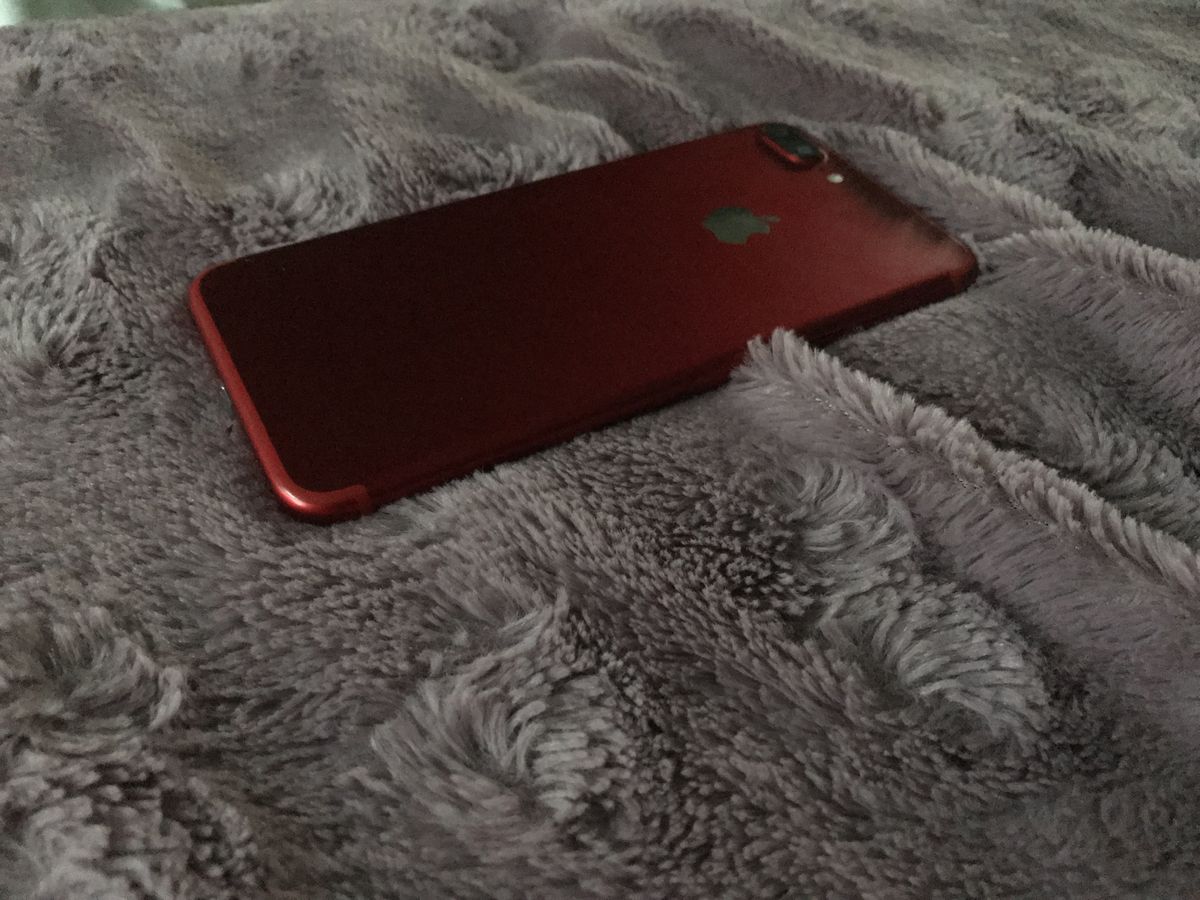 True low-light photos look really grainy in the preview, but come out cleaner