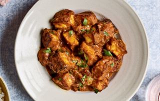 Nadiya's Family Favourites halloumi curry