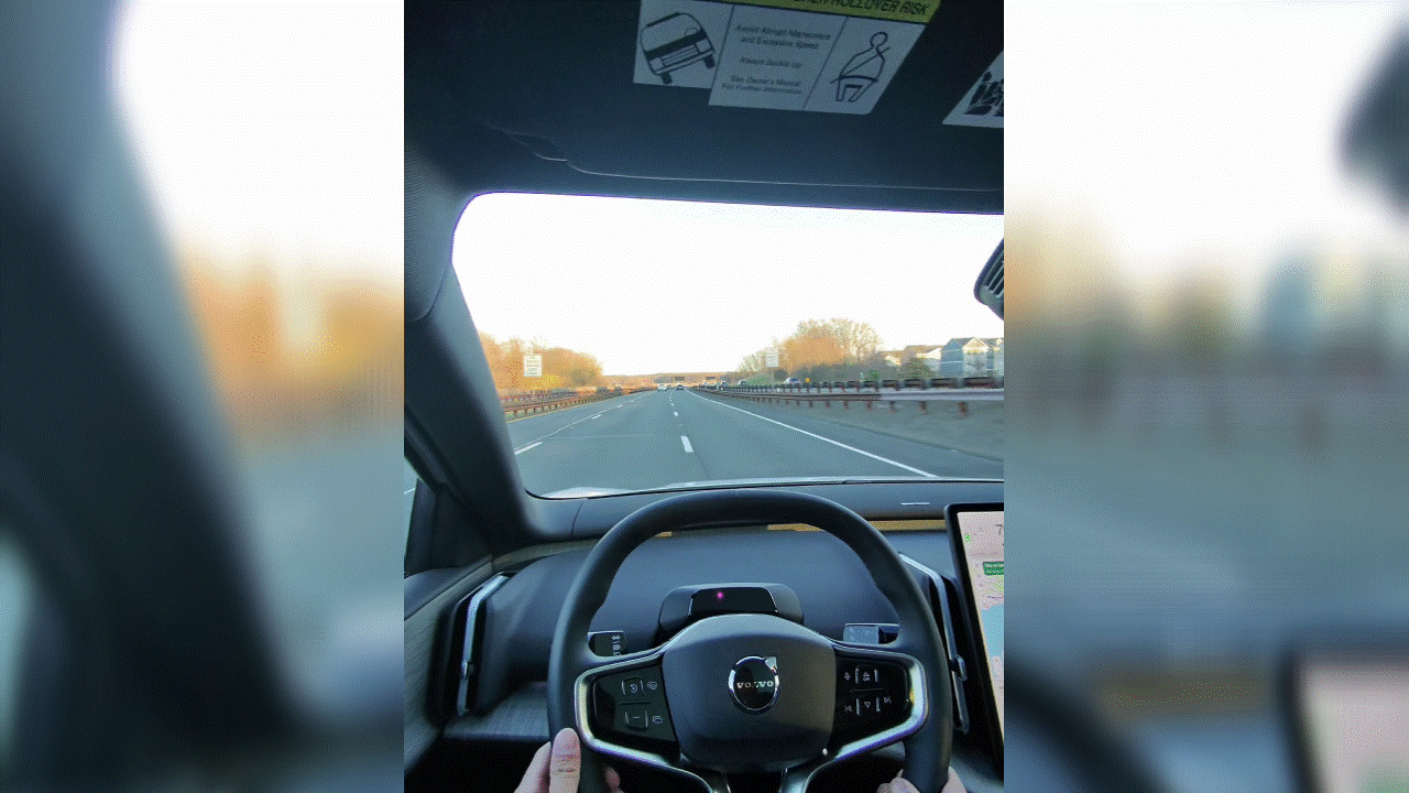 2026 Volvo EX30 Pilot Assist.
