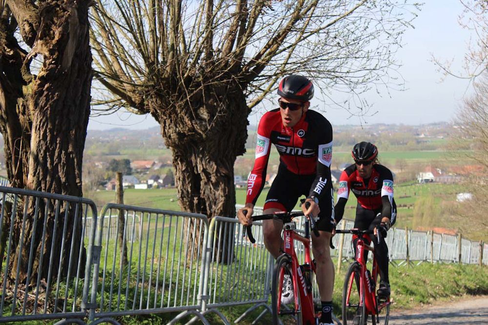 Stefan Kung pushes on up the Koppenberg