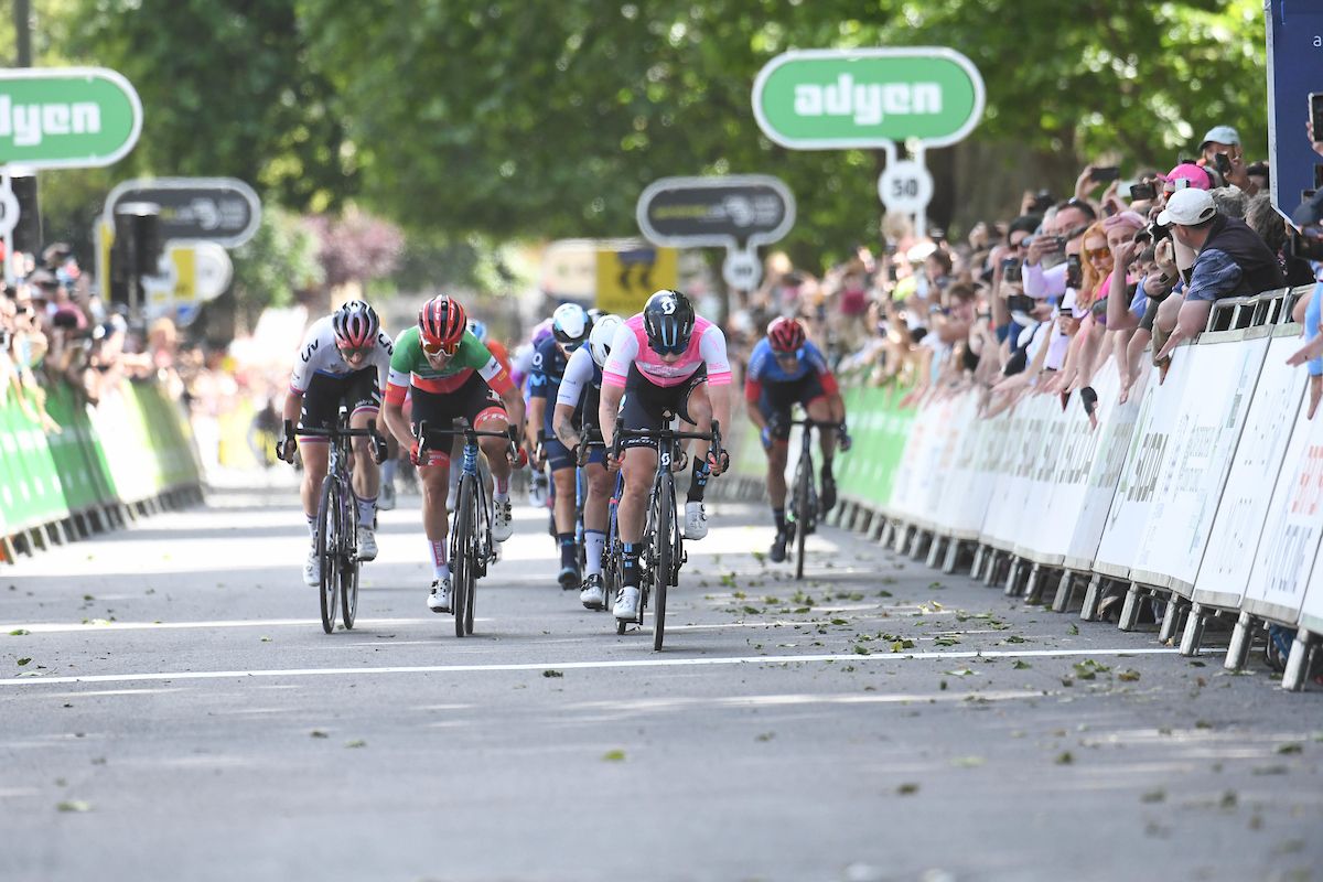 Lorena Wiebes (DSM) wearing pink wins stage six of the 2022 Women&#039;s Tour in Oxford