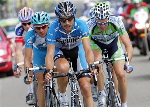 Egoi Martinez (Discovery Channel) powers the breakaway