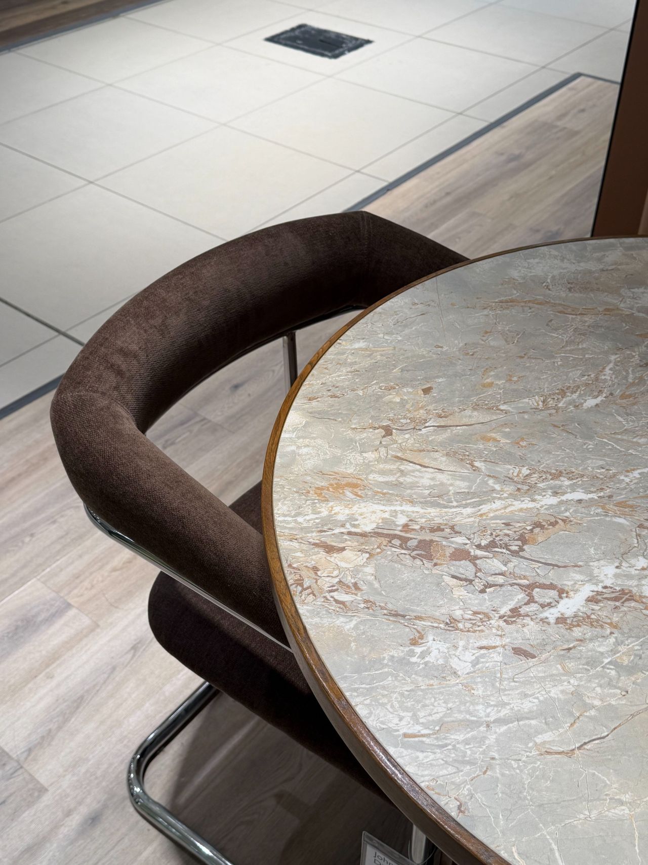Sculpt 6 Seater Ceramic Top Dining Table