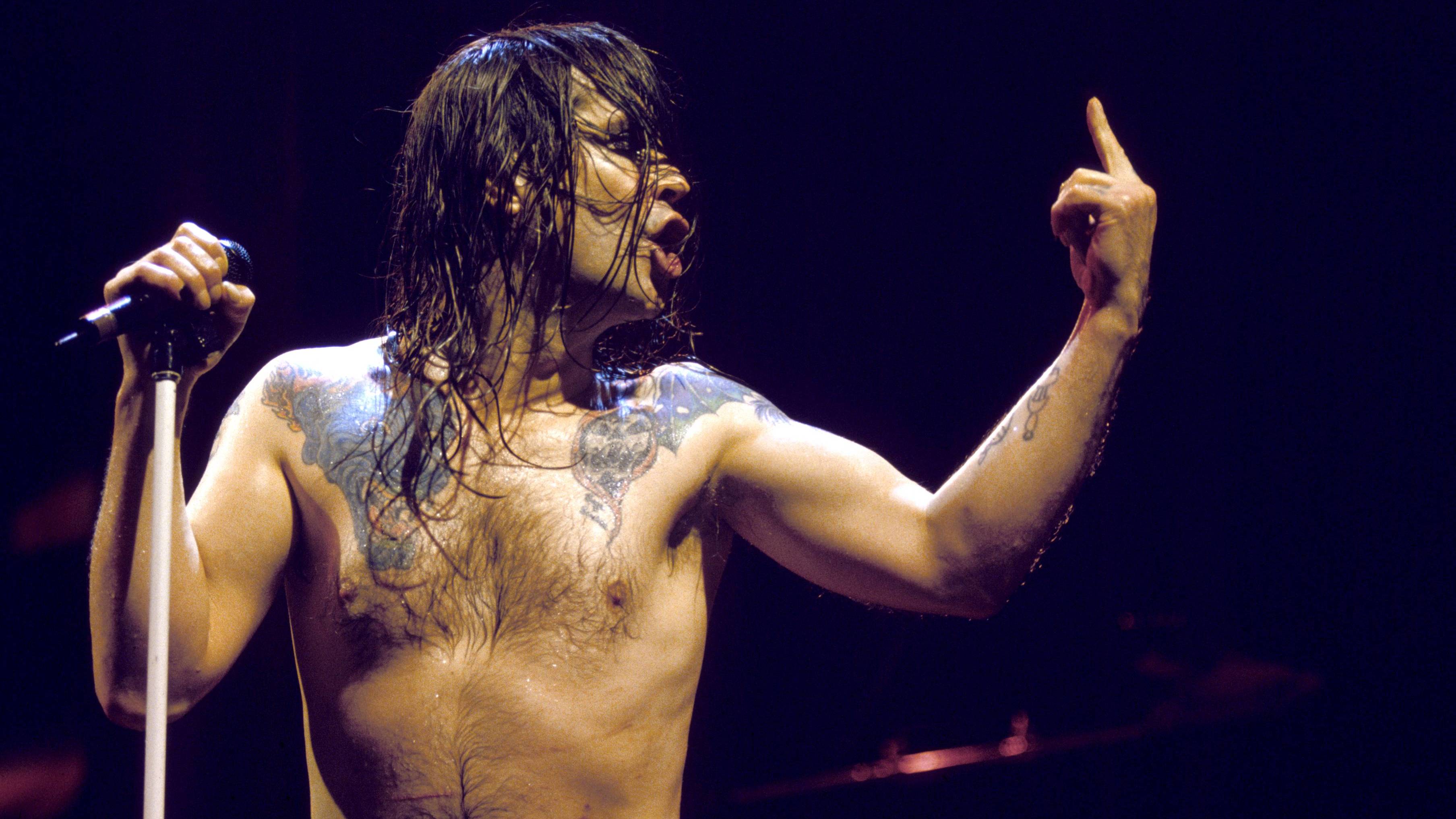 Ozzy live in 1996