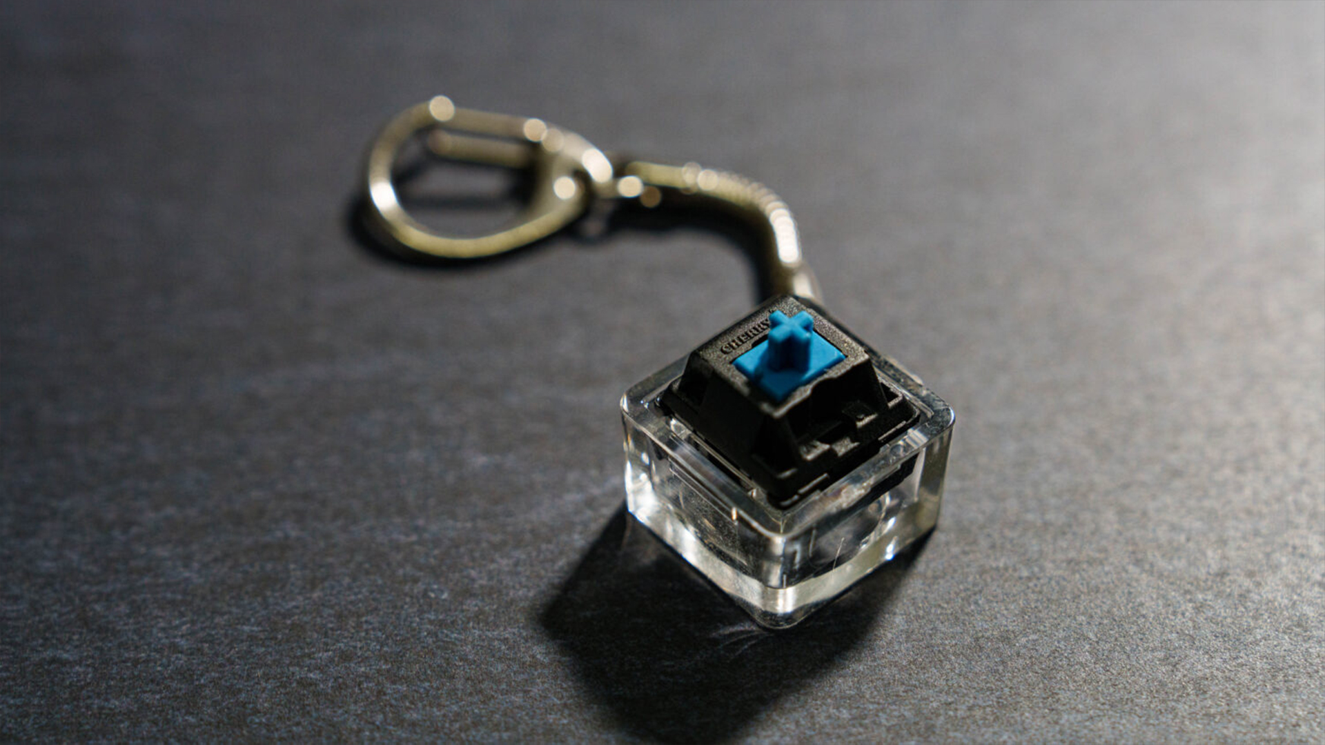 My Key switch and keycap keychain without keycap